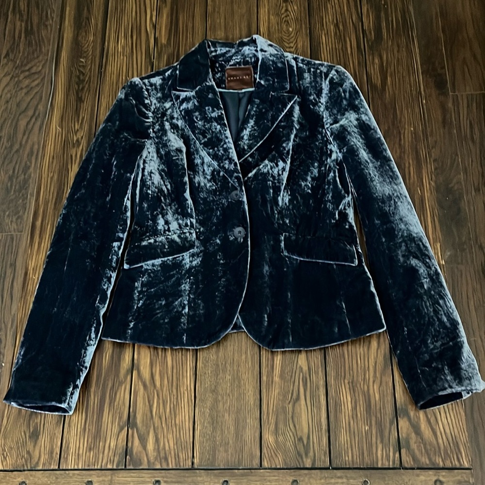 EUC Smart Set size 3 slate velvet blazer